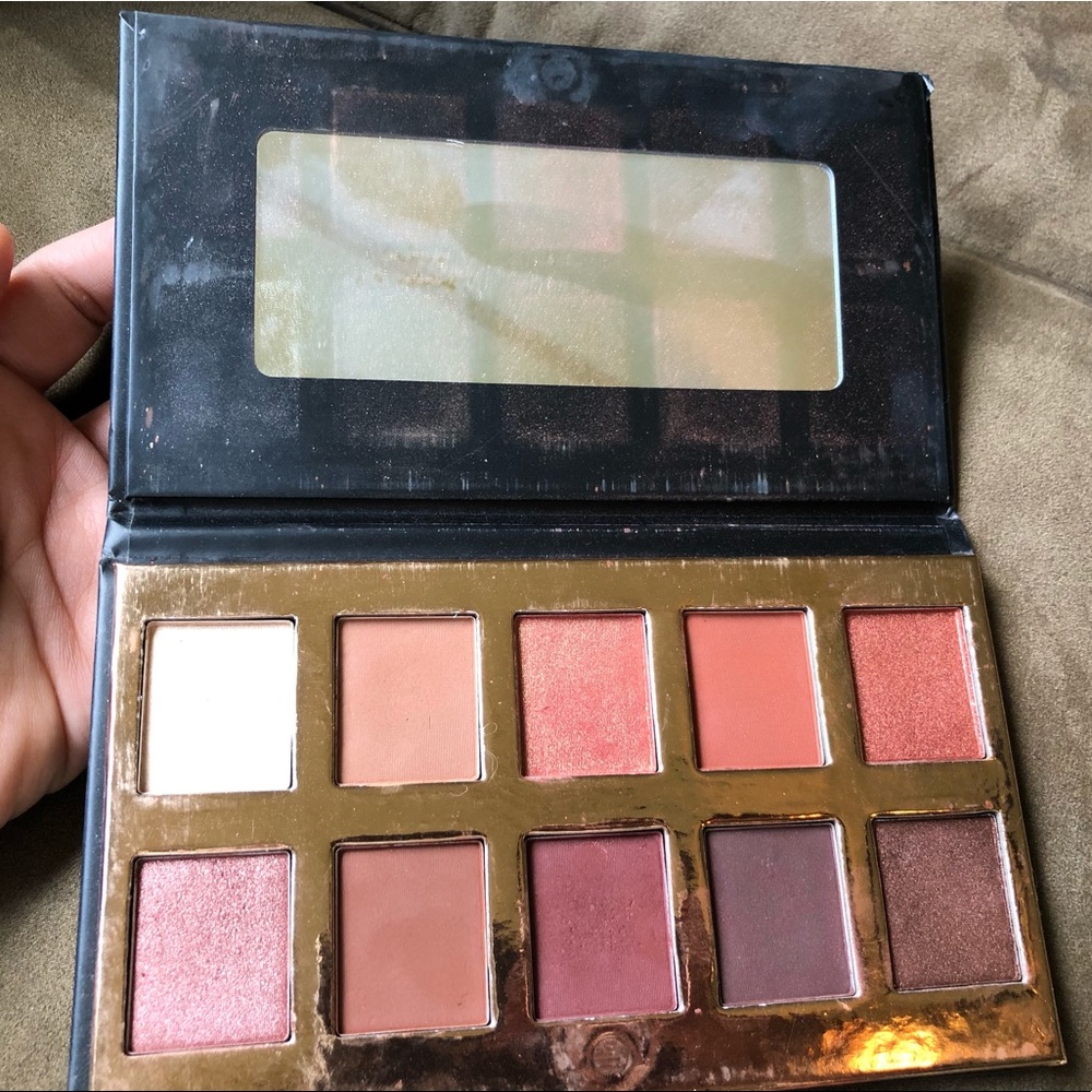 Crown Pro Eye Eyeshadow Palette Makeup